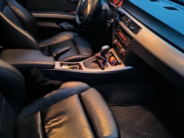 Серый БМВ 3 Серия, объемом двигателя 2 л и пробегом 330 тыс. км за 8300 $, фото 5 на Automoto.ua