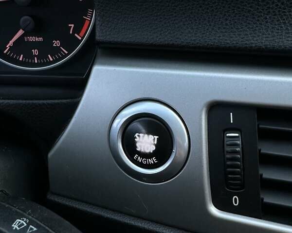 Серый БМВ 3 Серия, объемом двигателя 2 л и пробегом 251 тыс. км за 7300 $, фото 20 на Automoto.ua