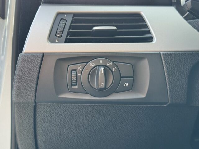 Серый БМВ 3 Серия, объемом двигателя 0 л и пробегом 219 тыс. км за 7400 $, фото 12 на Automoto.ua