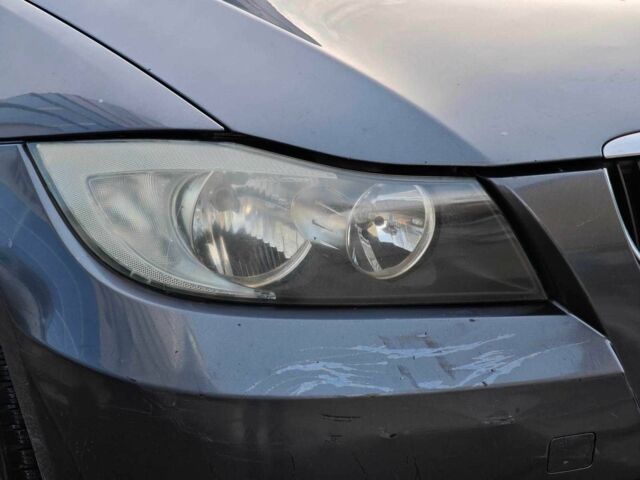 Серый БМВ 3 Серия, объемом двигателя 2 л и пробегом 255 тыс. км за 6990 $, фото 3 на Automoto.ua