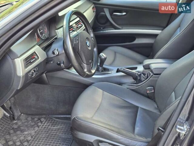 Серый БМВ 3 Серия, объемом двигателя 2 л и пробегом 238 тыс. км за 6900 $, фото 12 на Automoto.ua