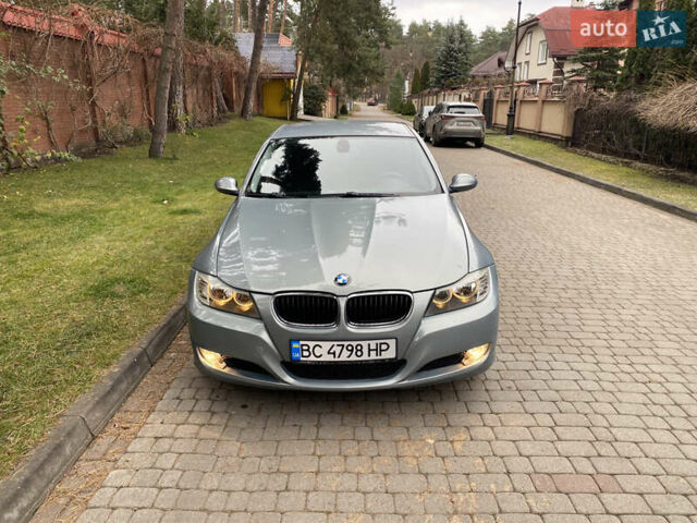 Серый БМВ 3 Серия, объемом двигателя 2 л и пробегом 217 тыс. км за 8500 $, фото 42 на Automoto.ua