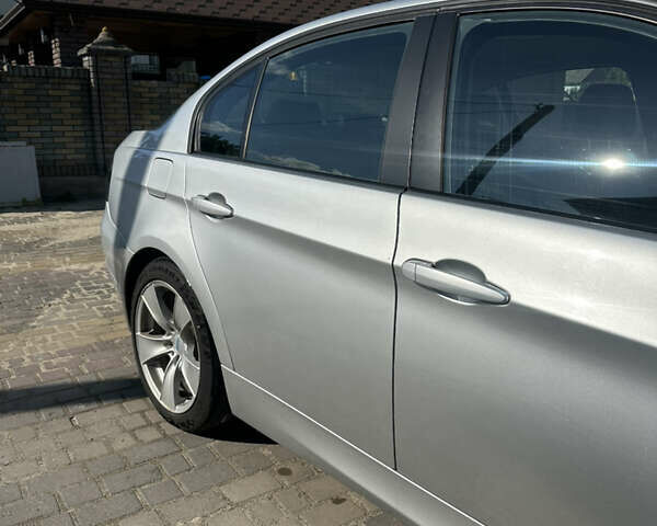 Сірий БМВ 3 Серія, об'ємом двигуна 2 л та пробігом 265 тис. км за 6700 $, фото 4 на Automoto.ua