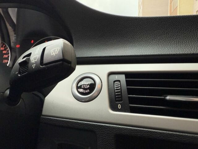 Серый БМВ 3 Серия, объемом двигателя 2 л и пробегом 212 тыс. км за 6299 $, фото 21 на Automoto.ua