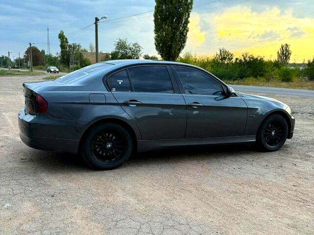 БМВ 3 Серия 2007 в Новомиргороде на Automoto.ua Серый БМВ 3 Серия, объемом двигателя 2 л и пробегом 234 тыс. км за 5800 $, фото 4 на Automoto.ua