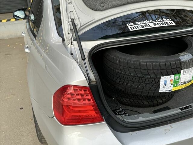 Серый БМВ 3 Серия, объемом двигателя 0 л и пробегом 230 тыс. км за 10200 $, фото 1 на Automoto.ua