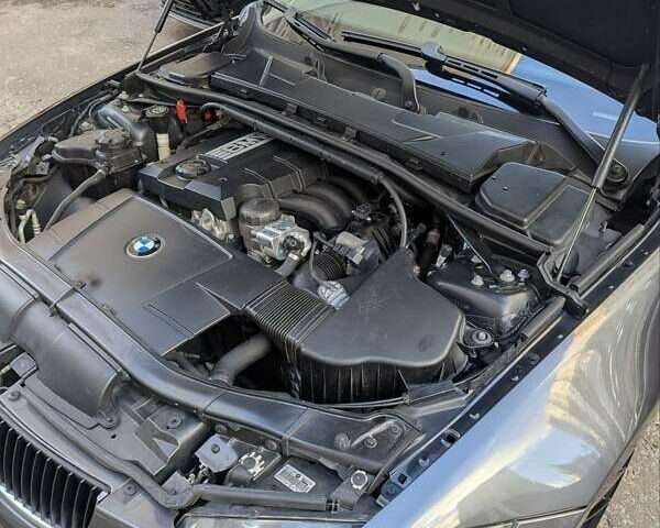 Серый БМВ 3 Серия, объемом двигателя 2 л и пробегом 267 тыс. км за 8700 $, фото 20 на Automoto.ua