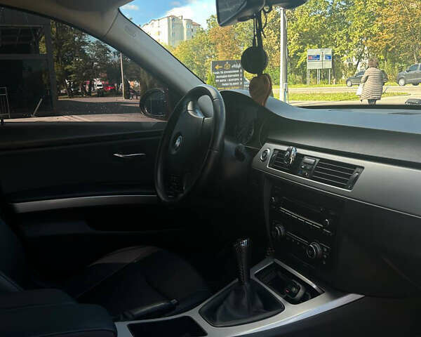 Серый БМВ 3 Серия, объемом двигателя 1.6 л и пробегом 305 тыс. км за 6800 $, фото 4 на Automoto.ua