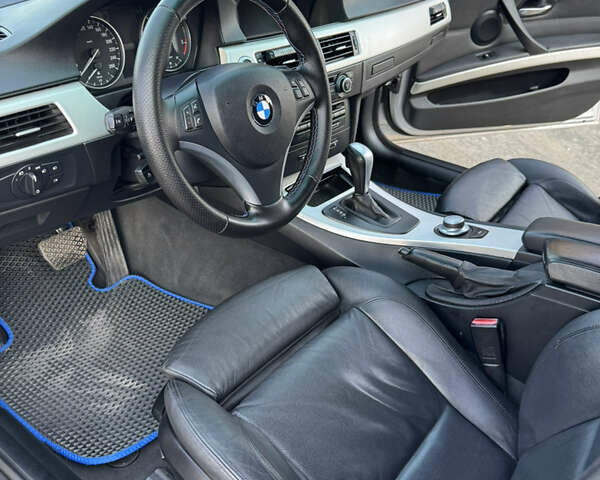 Серый БМВ 3 Серия, объемом двигателя 2 л и пробегом 331 тыс. км за 9999 $, фото 13 на Automoto.ua