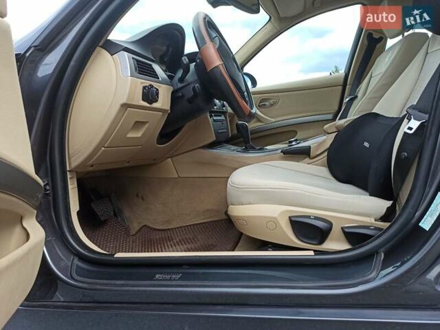 Серый БМВ 3 Серия, объемом двигателя 2 л и пробегом 144 тыс. км за 8500 $, фото 20 на Automoto.ua