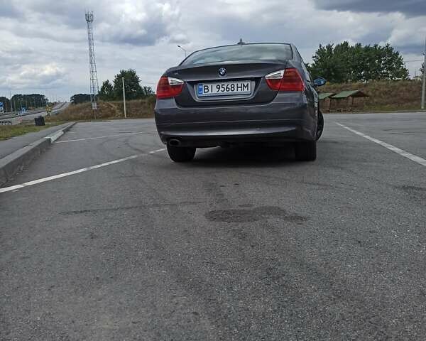 Серый БМВ 3 Серия, объемом двигателя 2 л и пробегом 144 тыс. км за 8500 $, фото 1 на Automoto.ua
