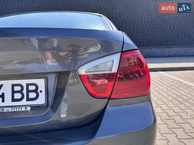 Серый БМВ 3 Серия, объемом двигателя 2 л и пробегом 280 тыс. км за 7100 $, фото 13 на Automoto.ua
