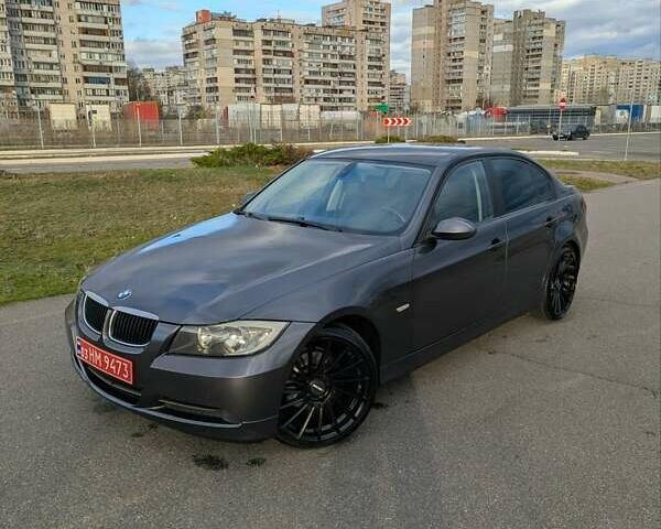 Серый БМВ 3 Серия, объемом двигателя 2 л и пробегом 267 тыс. км за 8700 $, фото 31 на Automoto.ua