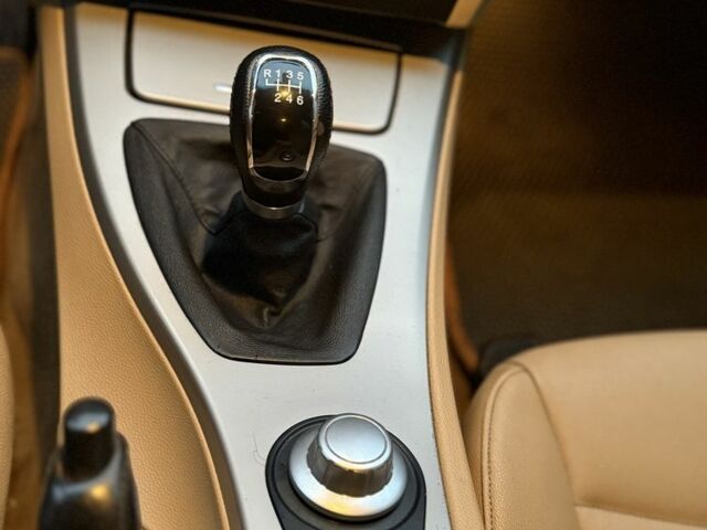 Серый БМВ 3 Серия, объемом двигателя 2 л и пробегом 317 тыс. км за 2999 $, фото 10 на Automoto.ua