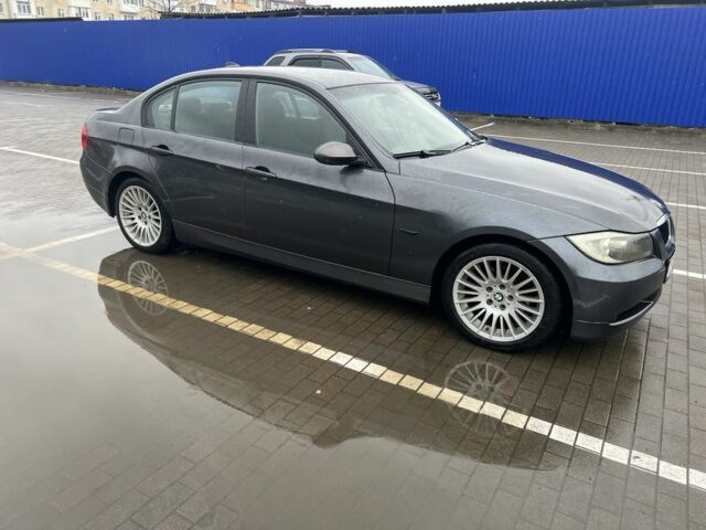 Серый БМВ 3 Серия, объемом двигателя 1.6 л и пробегом 290 тыс. км за 5880 $, фото 1 на Automoto.ua