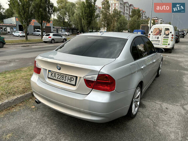 Серый БМВ 3 Серия, объемом двигателя 2 л и пробегом 387 тыс. км за 7300 $, фото 4 на Automoto.ua