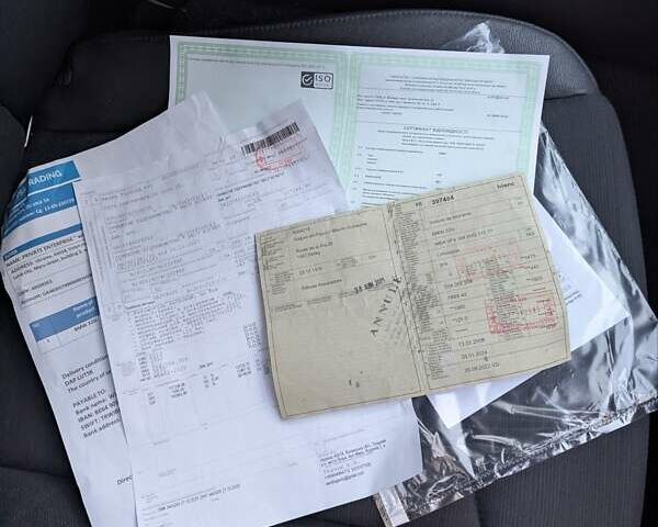 Серый БМВ 3 Серия, объемом двигателя 2 л и пробегом 267 тыс. км за 8700 $, фото 24 на Automoto.ua