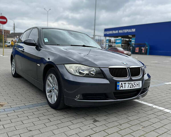 Серый БМВ 3 Серия, объемом двигателя 2 л и пробегом 230 тыс. км за 7950 $, фото 2 на Automoto.ua