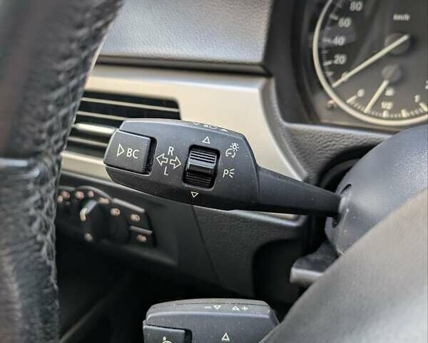 Серый БМВ 3 Серия, объемом двигателя 2 л и пробегом 267 тыс. км за 8700 $, фото 47 на Automoto.ua