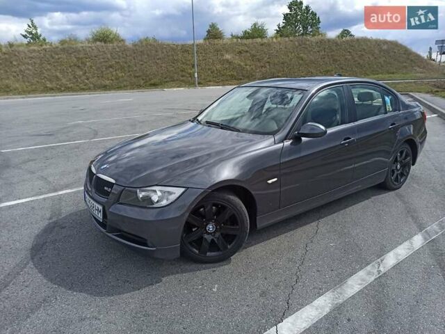 Серый БМВ 3 Серия, объемом двигателя 2 л и пробегом 144 тыс. км за 8500 $, фото 5 на Automoto.ua
