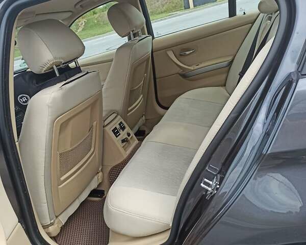 Серый БМВ 3 Серия, объемом двигателя 2 л и пробегом 144 тыс. км за 8500 $, фото 22 на Automoto.ua