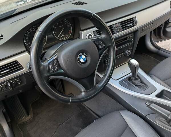 Серый БМВ 3 Серия, объемом двигателя 2 л и пробегом 267 тыс. км за 8700 $, фото 33 на Automoto.ua