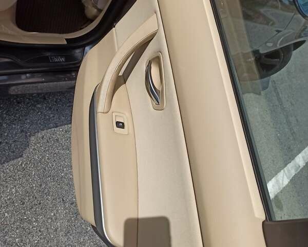 Серый БМВ 3 Серия, объемом двигателя 2 л и пробегом 144 тыс. км за 8500 $, фото 19 на Automoto.ua