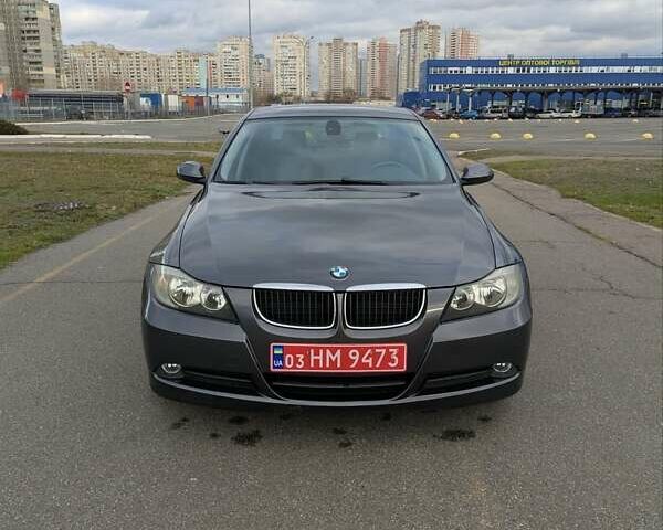 Серый БМВ 3 Серия, объемом двигателя 2 л и пробегом 267 тыс. км за 8700 $, фото 4 на Automoto.ua