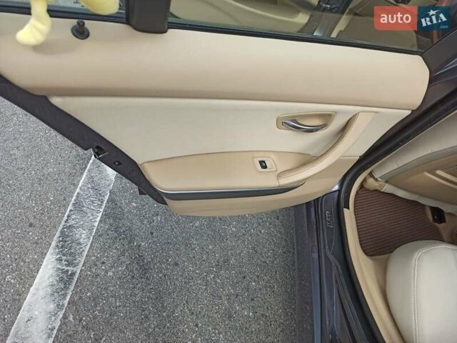 Серый БМВ 3 Серия, объемом двигателя 2 л и пробегом 144 тыс. км за 8500 $, фото 25 на Automoto.ua