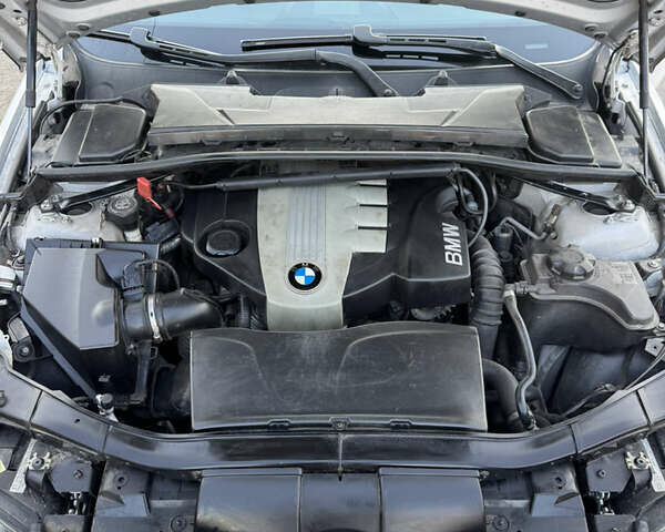 Серый БМВ 3 Серия, объемом двигателя 2 л и пробегом 331 тыс. км за 9999 $, фото 23 на Automoto.ua