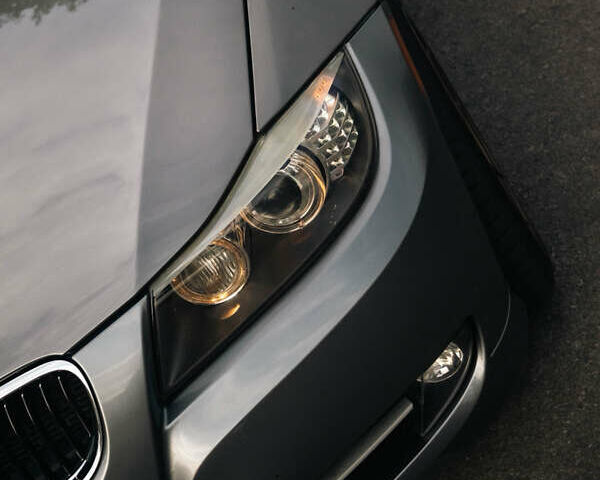 Сірий БМВ 3 Серія, об'ємом двигуна 2.98 л та пробігом 216 тис. км за 12999 $, фото 3 на Automoto.ua