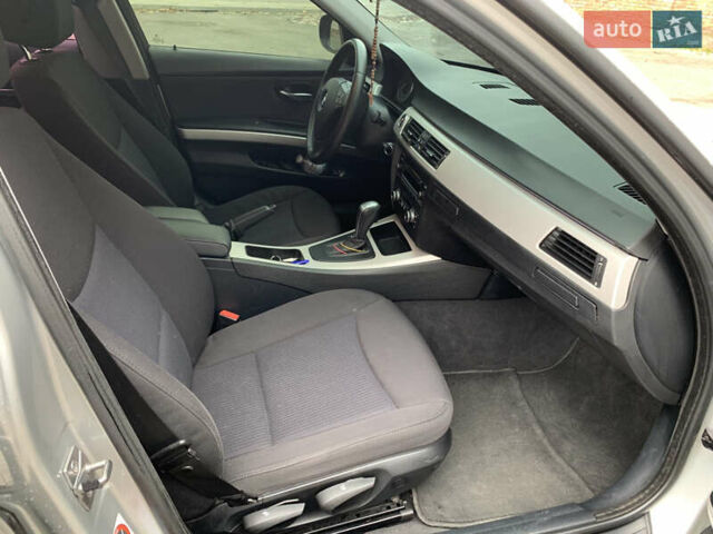 Сірий БМВ 3 Серія, об'ємом двигуна 2 л та пробігом 240 тис. км за 9500 $, фото 7 на Automoto.ua