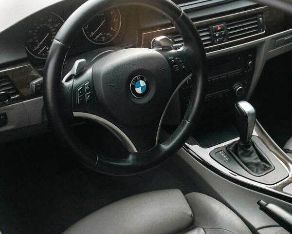 Сірий БМВ 3 Серія, об'ємом двигуна 2.98 л та пробігом 216 тис. км за 12999 $, фото 6 на Automoto.ua