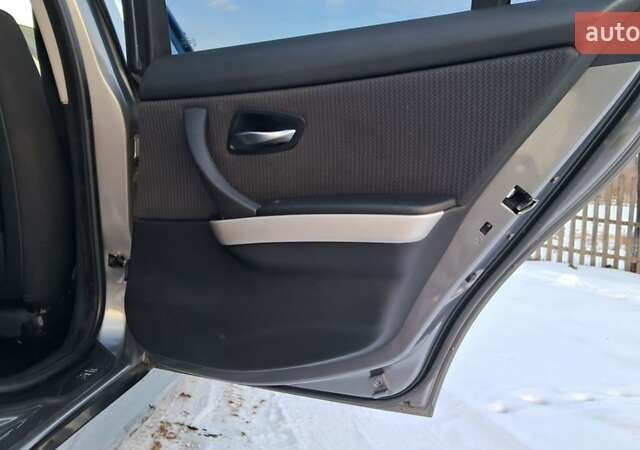 Серый БМВ 3 Серия, объемом двигателя 1.6 л и пробегом 240 тыс. км за 7800 $, фото 22 на Automoto.ua