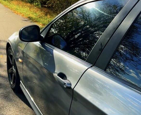 БМВ 3 Серия 2009 в Бурштыне на Automoto.ua Серый БМВ 3 Серия, объемом двигателя 2 л и пробегом 180 тыс. км за 8700 $, фото 2 на Automoto.ua