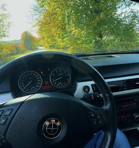 БМВ 3 Серия 2009 в Бурштыне на Automoto.ua Серый БМВ 3 Серия, объемом двигателя 2 л и пробегом 180 тыс. км за 8700 $, фото 6 на Automoto.ua