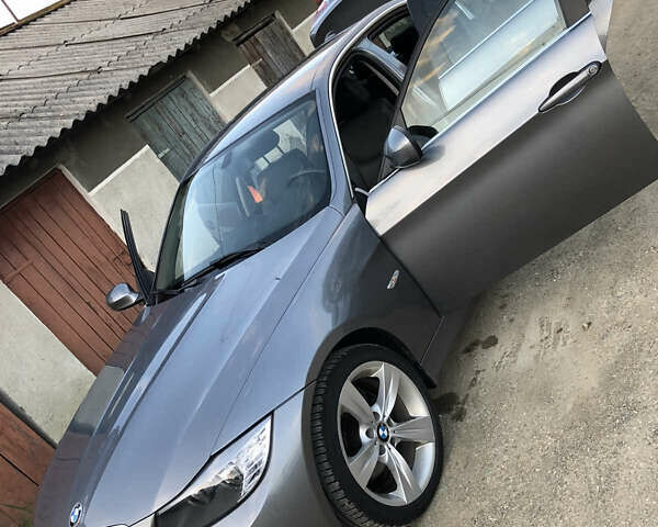 Серый БМВ 3 Серия, объемом двигателя 2 л и пробегом 256 тыс. км за 10860 $, фото 7 на Automoto.ua