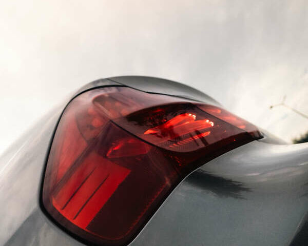 Сірий БМВ 3 Серія, об'ємом двигуна 2.98 л та пробігом 216 тис. км за 12999 $, фото 11 на Automoto.ua