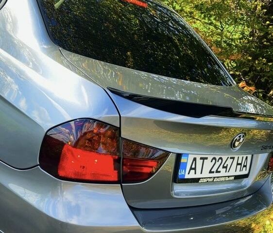 БМВ 3 Серия 2009 в Бурштыне на Automoto.ua Серый БМВ 3 Серия, объемом двигателя 2 л и пробегом 180 тыс. км за 8700 $, фото 8 на Automoto.ua