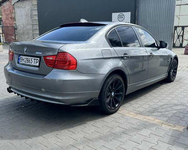 Серый БМВ 3 Серия, объемом двигателя 2.5 л и пробегом 176 тыс. км за 9100 $, фото 24 на Automoto.ua