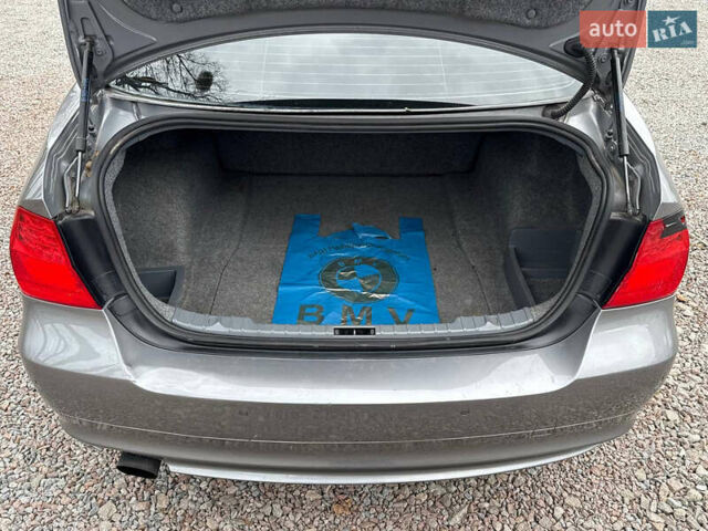 Сірий БМВ 3 Серія, об'ємом двигуна 2 л та пробігом 221 тис. км за 8500 $, фото 26 на Automoto.ua