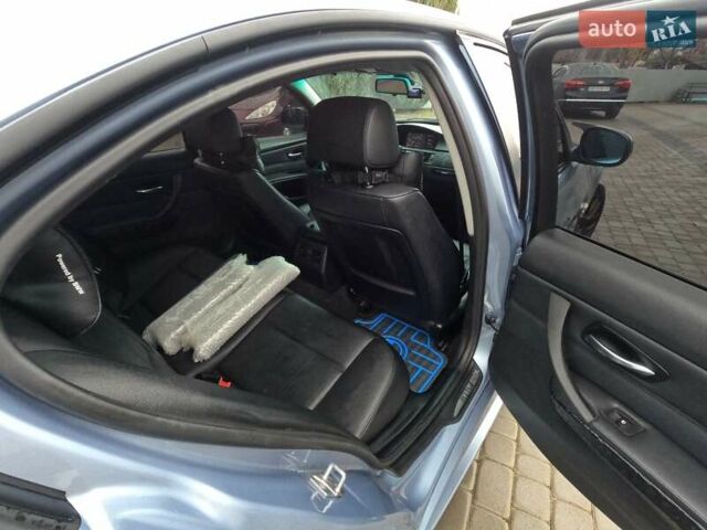 Сірий БМВ 3 Серія, об'ємом двигуна 3 л та пробігом 154 тис. км за 11000 $, фото 13 на Automoto.ua