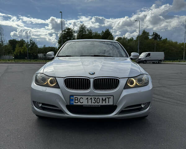 Серый БМВ 3 Серия, объемом двигателя 2 л и пробегом 247 тыс. км за 10590 $, фото 1 на Automoto.ua