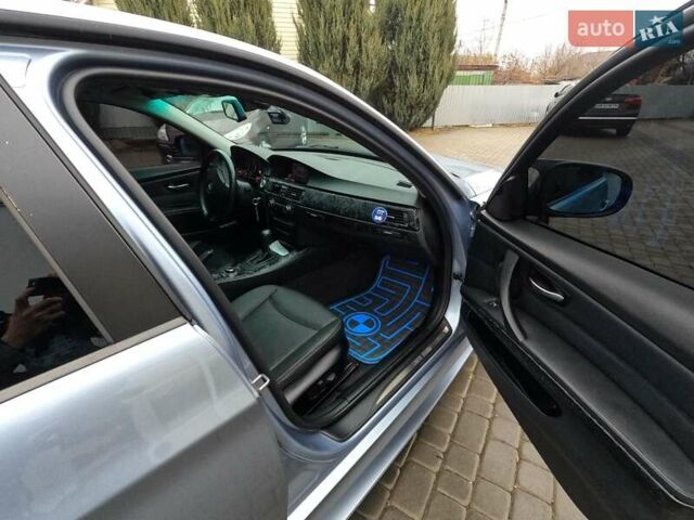 Сірий БМВ 3 Серія, об'ємом двигуна 3 л та пробігом 154 тис. км за 11000 $, фото 19 на Automoto.ua