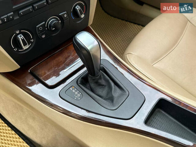 Сірий БМВ 3 Серія, об'ємом двигуна 2 л та пробігом 221 тис. км за 8500 $, фото 39 на Automoto.ua