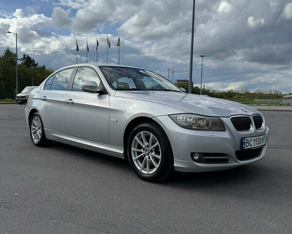 Серый БМВ 3 Серия, объемом двигателя 2 л и пробегом 247 тыс. км за 10590 $, фото 3 на Automoto.ua