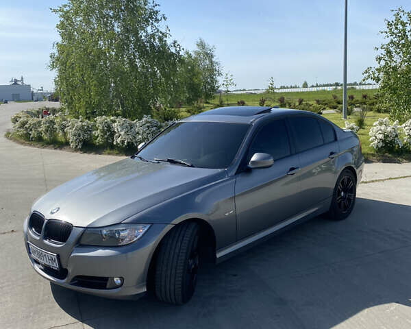 Сірий БМВ 3 Серія, об'ємом двигуна 2.5 л та пробігом 256 тис. км за 11000 $, фото 6 на Automoto.ua