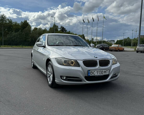 Серый БМВ 3 Серия, объемом двигателя 2 л и пробегом 247 тыс. км за 10590 $, фото 2 на Automoto.ua