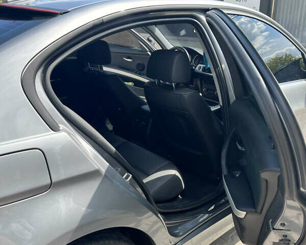 Серый БМВ 3 Серия, объемом двигателя 2.5 л и пробегом 176 тыс. км за 9100 $, фото 31 на Automoto.ua