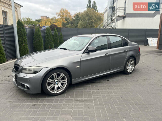 Серый БМВ 3 Серия, объемом двигателя 3 л и пробегом 224 тыс. км за 8990 $, фото 1 на Automoto.ua